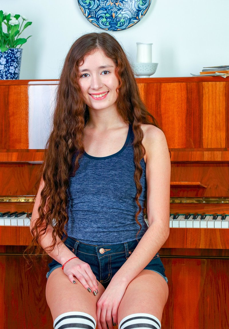 Людмила, 22